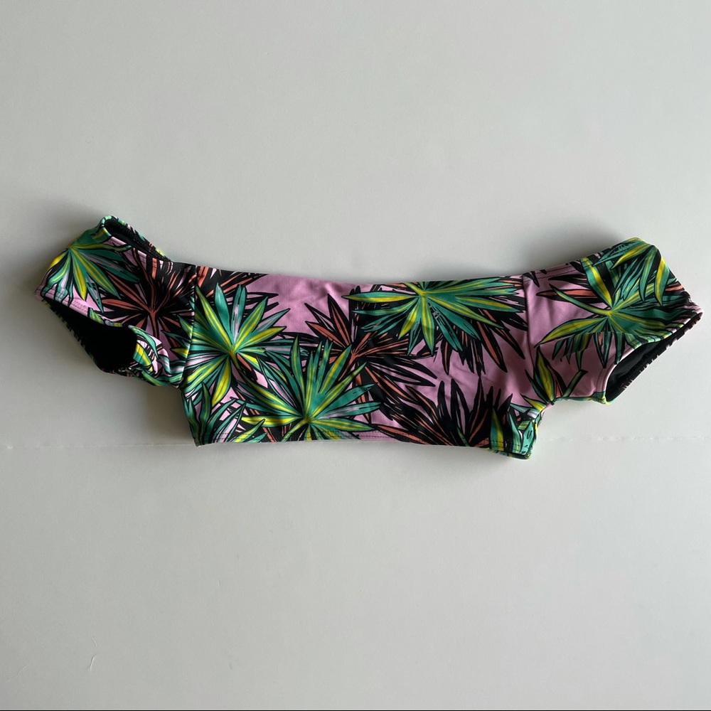 Kendall + Kylie / Topshop Palm Print Bardot Top